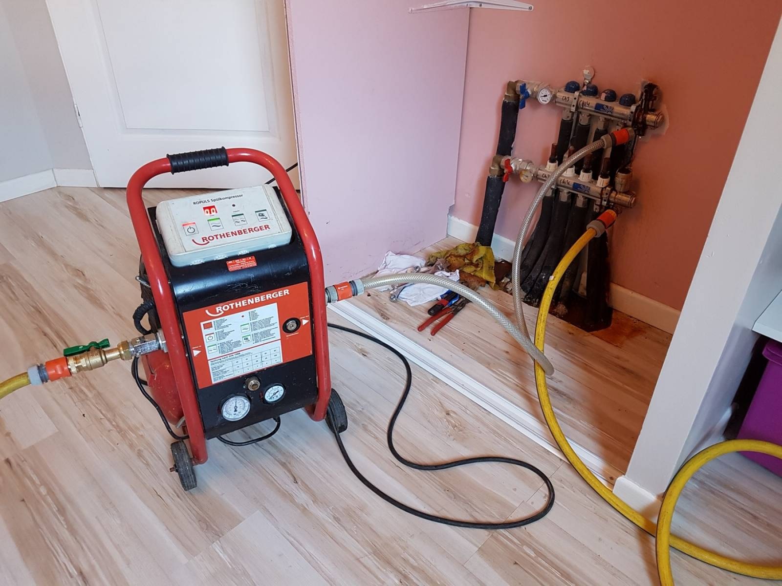 Sancaktepe Vaillant Hermetik Şofben Kombi Bakımı